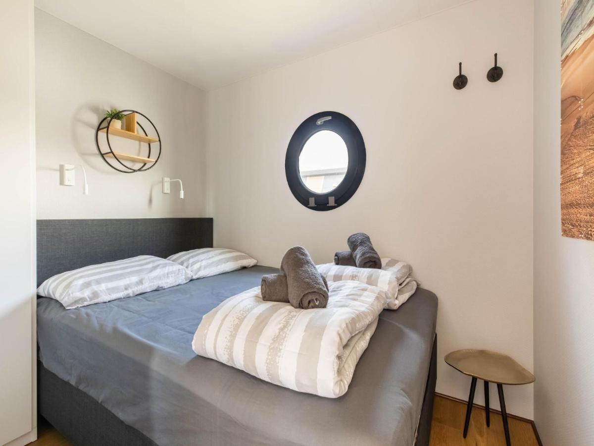 Comfortable Houseboat In Volendam Marina 외부 사진